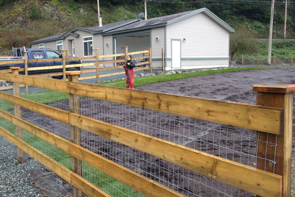 Foremost Fencing Chilliwack Chilliwack fence contractor chain link